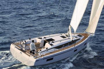 Bavaria C38 Sienna