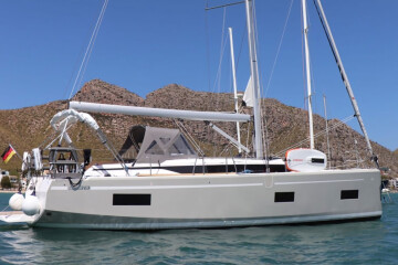 Bavaria C38 Levante