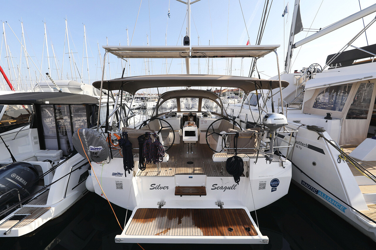 Bavaria C42 Style, Silver Seagull