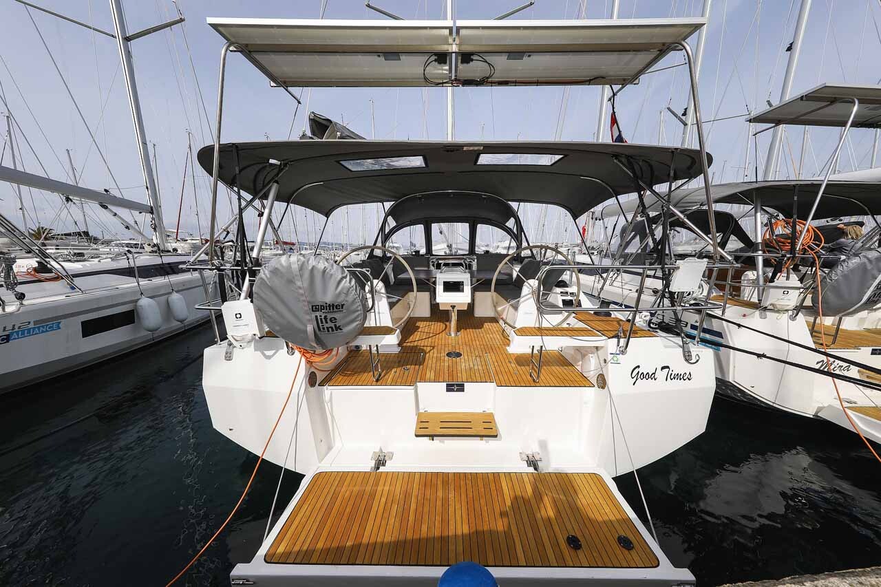 Bavaria C42, Good Times