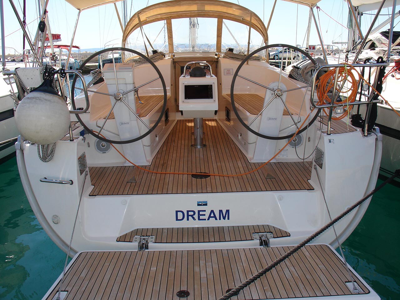 Bavaria Cruiser 37, Dream