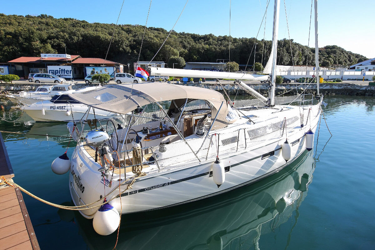 Bavaria Cruiser 41, Sonelinno