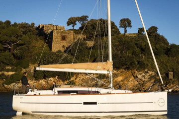 Dufour 310 GL Expensive Toy