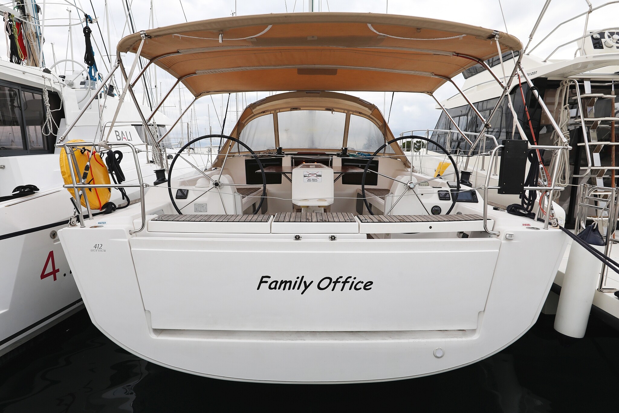 Dufour 412 GL Family Office