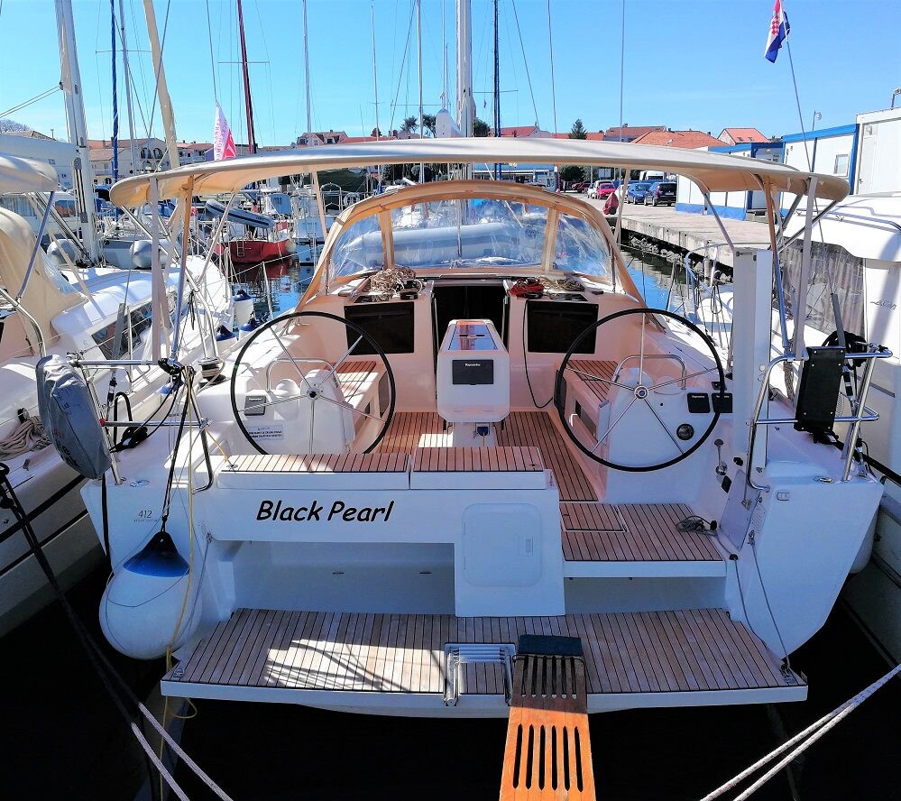 Dufour 412 GL Black Pearl