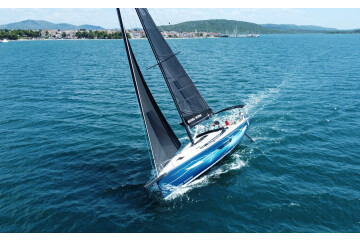 Elan E6 Thor