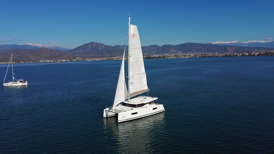 Fountaine Pajot Astrea 42 Gloria