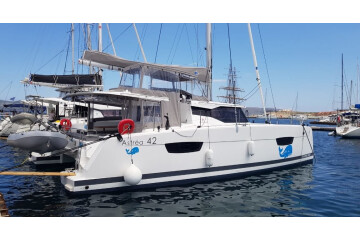 Fountaine Pajot Astrea 42 Wild Baleine