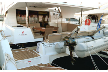 Fountaine Pajot Lucia 40 E-Varka