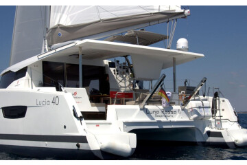 Fountaine Pajot Lucia 40 Luna Rossa II
