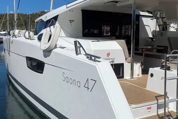 Fountaine Pajot Saona 47 Maestro Hourglass