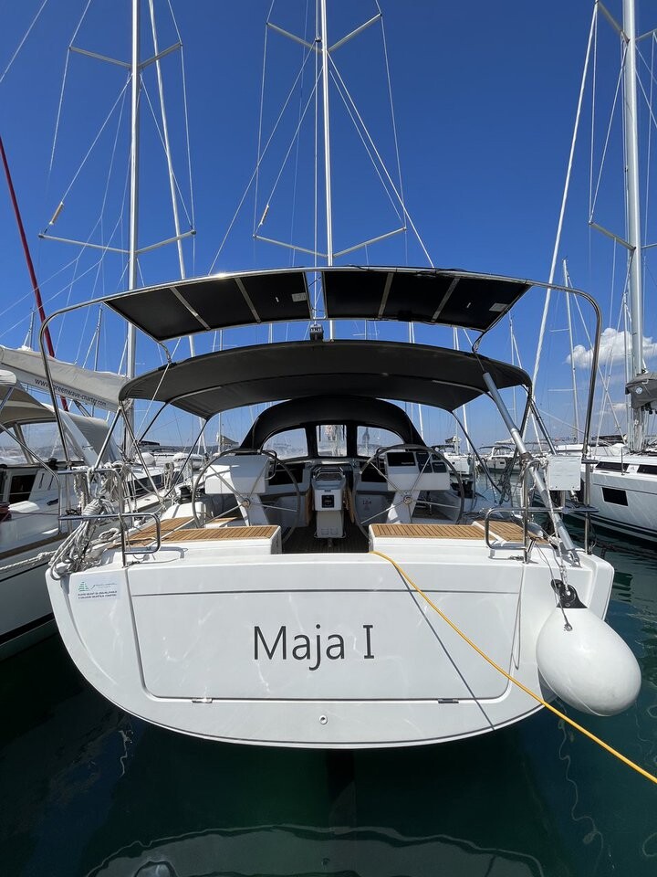 Hanse 455, Maja