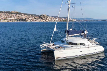 Lagoon 380 Twin Star