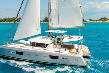 Lagoon 42 Ice Cat
