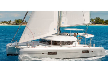 Lagoon 42, Double Trouble