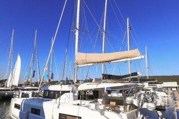 Lagoon 46 Midlife Crisis