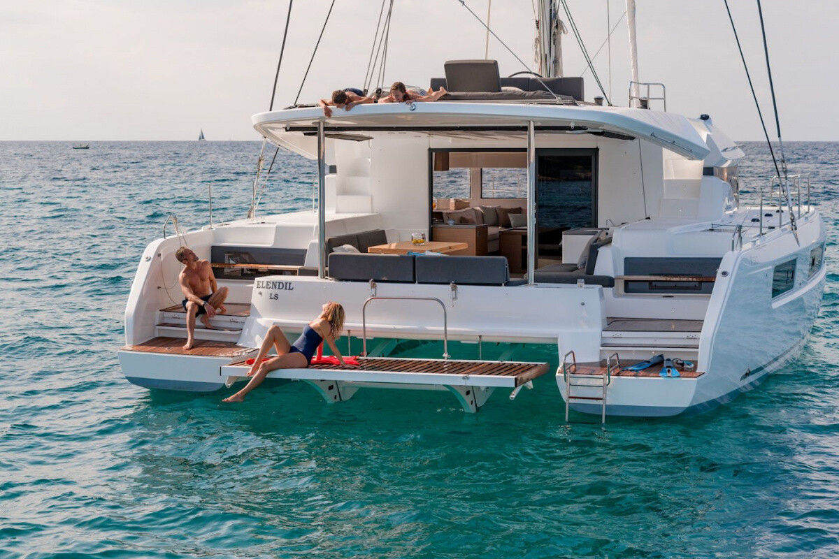 Lagoon 50, Icarus