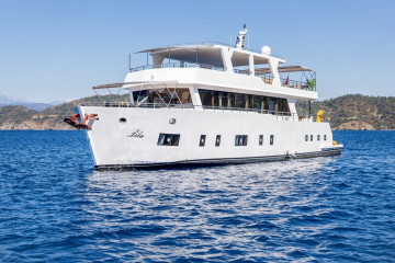 Lila Trawler, Lila Trawler