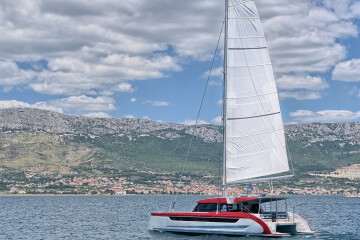 Luna 49 Katamaran