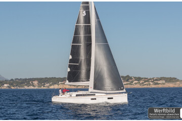 Oceanis 38.1, Tena