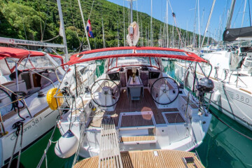 Oceanis 41.1 Pia