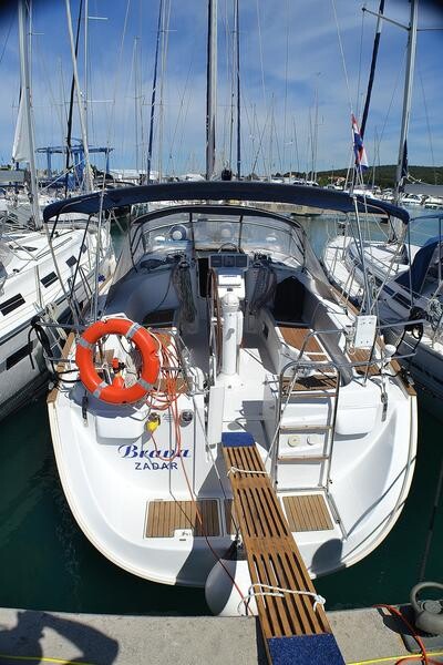 Oceanis Clipper 423, Brava