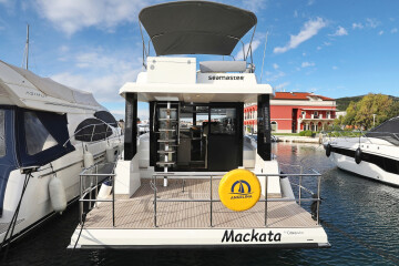 Seamaster 45, Mackata