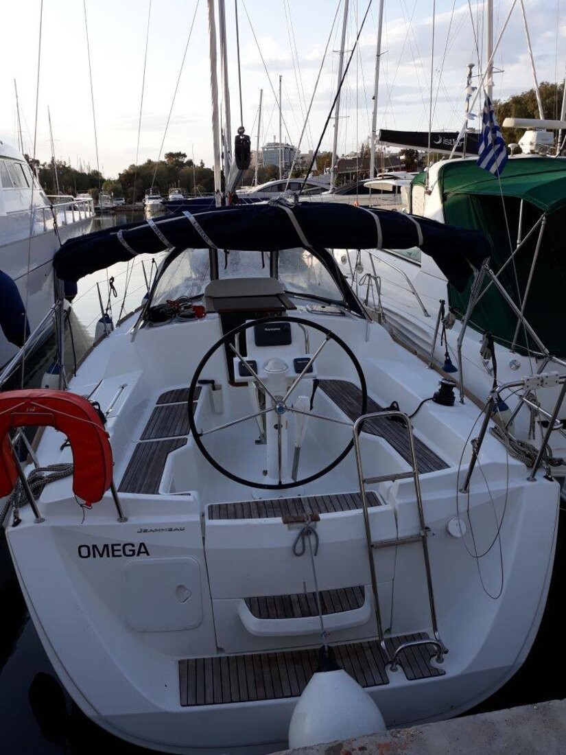 Sun Odyssey 33i Omega