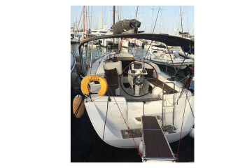 Sun Odyssey 33i Carry On