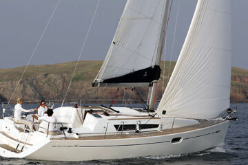 Sun Odyssey 36i, Celeste