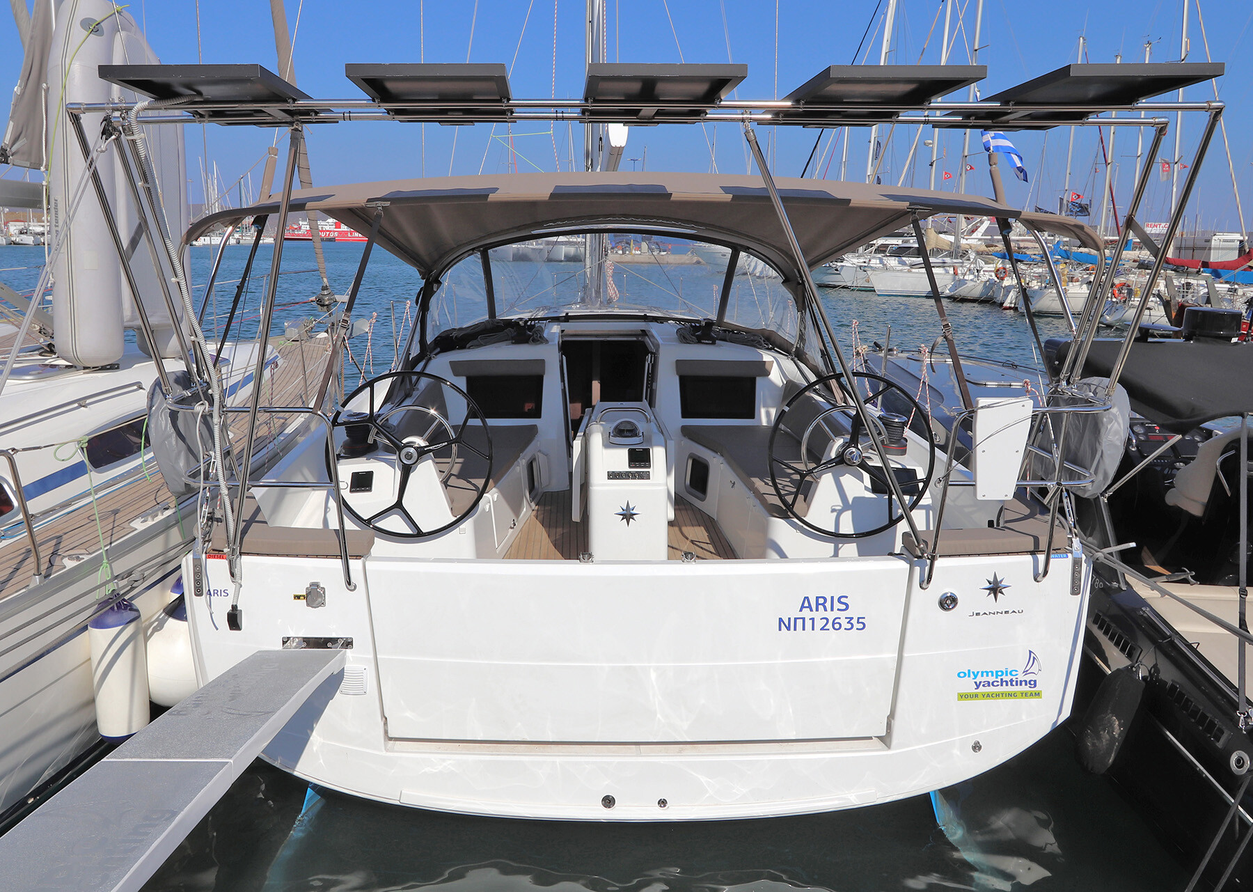 Sun Odyssey 410, Aris