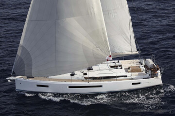 Sun Odyssey 490, Sofiya
